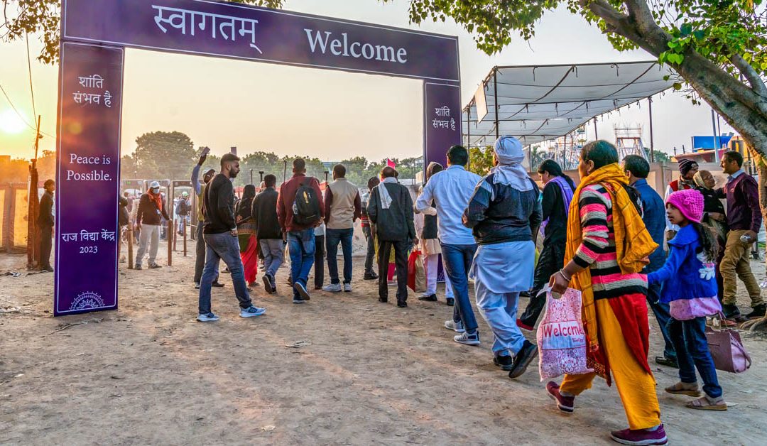 Brandlaureate Honors Prem Rawat Prem Rawat Foundation With